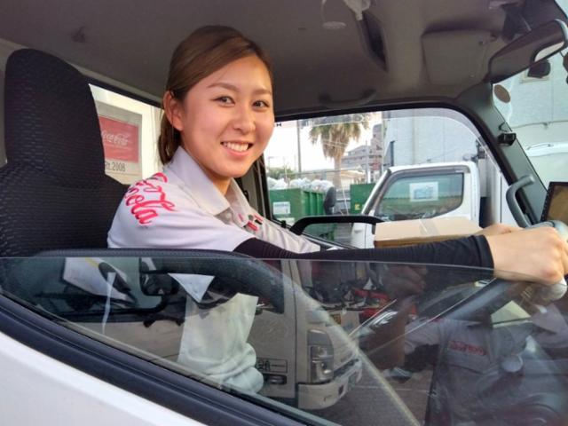 株式会社TEAMS 大阪東営業所の正社員 中型トラックドライバー トラックドライバー求人イメージ