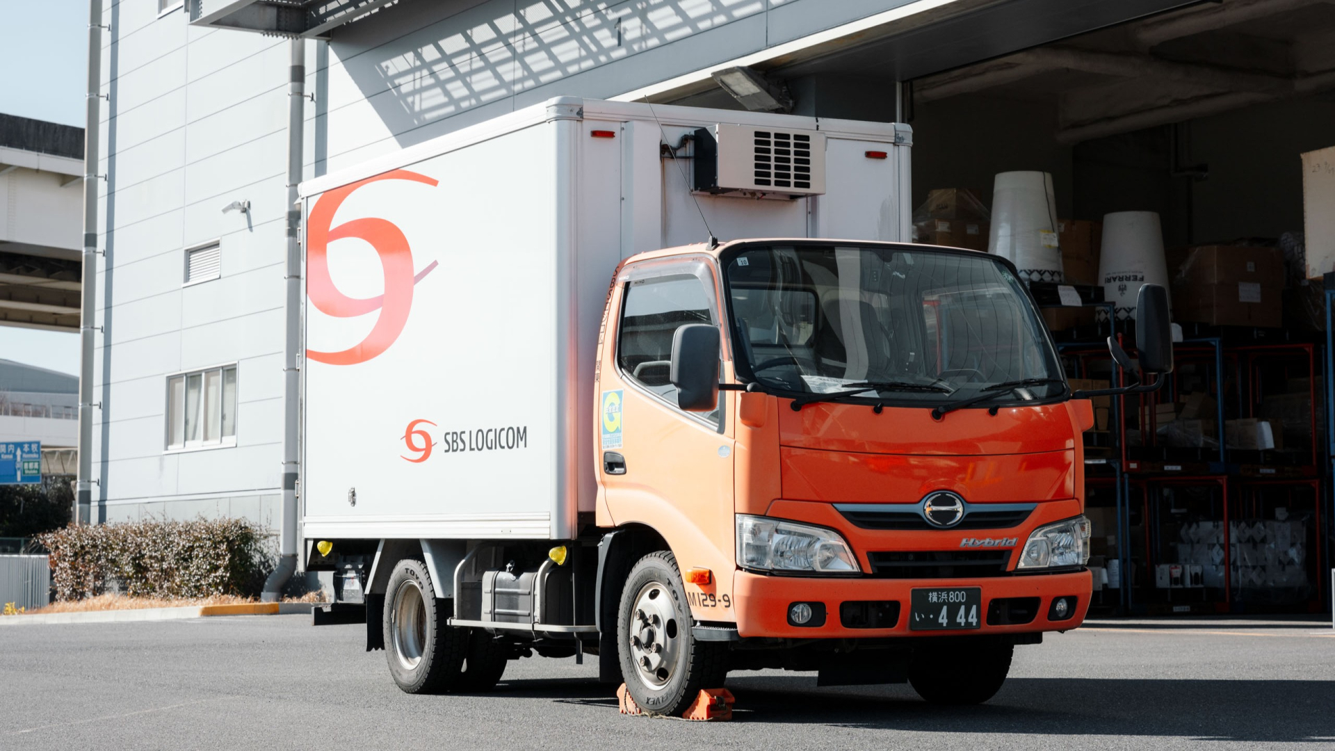 SBSロジコム関東株式会社 相模原流通センター支店の正社員 ワンボックスドライバーの求人情報イメージ1
