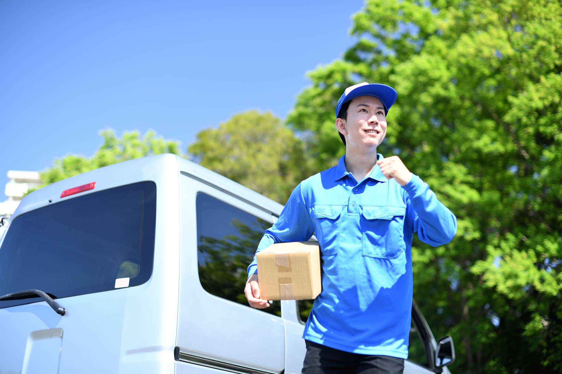 丸作運輸倉庫株式会社 丸作運輸倉庫株式会社/本社の正社員 ワンボックスドライバー 小型トラックドライバー 中型トラックドライバー トラックドライバー求人イメージ