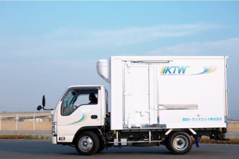 関西トランスウェイ株式会社 南大阪物流センターの正社員 小型トラックドライバー トラックドライバー求人イメージ