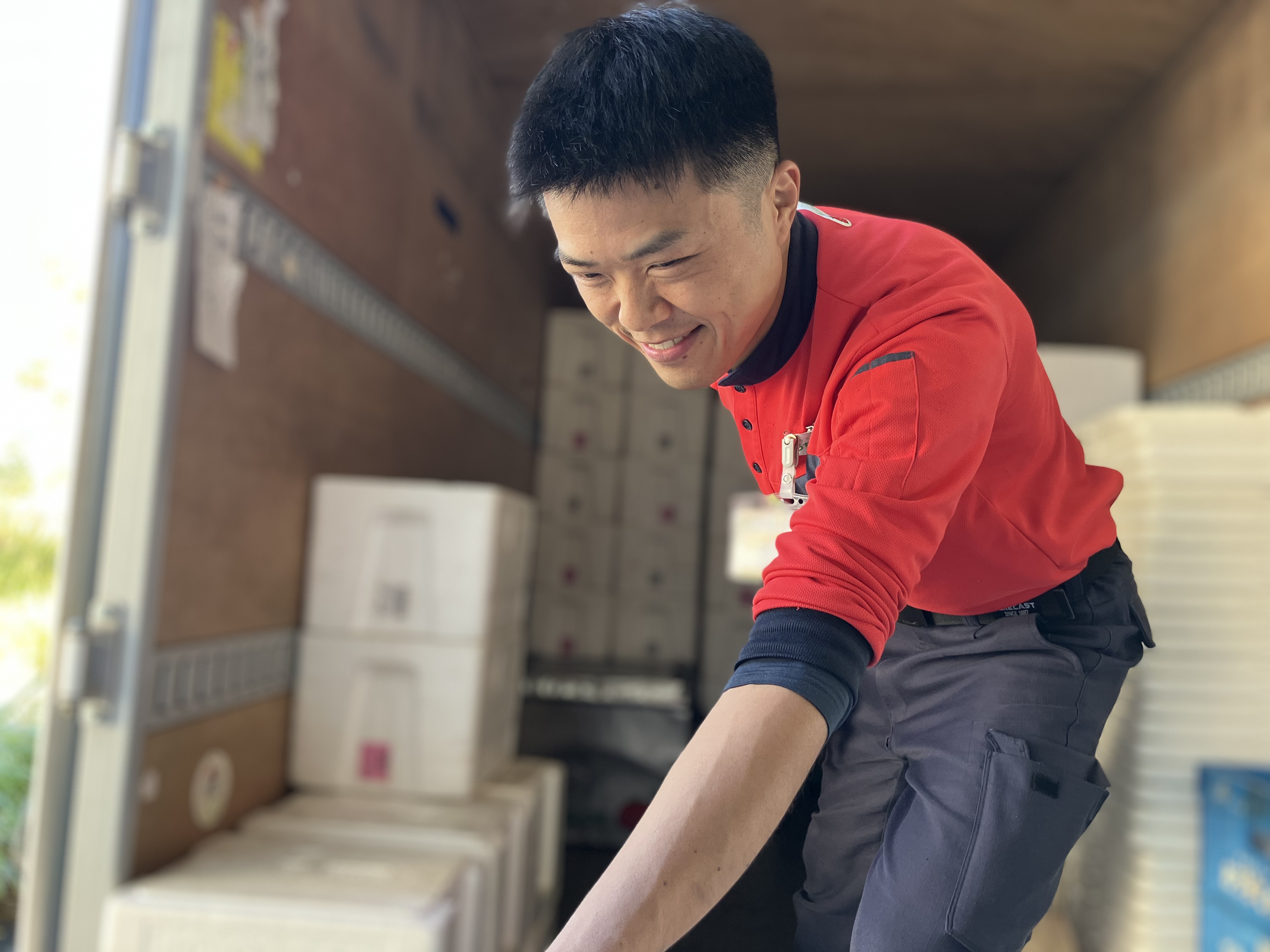 株式会社アシスト 横須賀事業所の正社員 小型トラックドライバー トラックドライバーの求人情報イメージ3