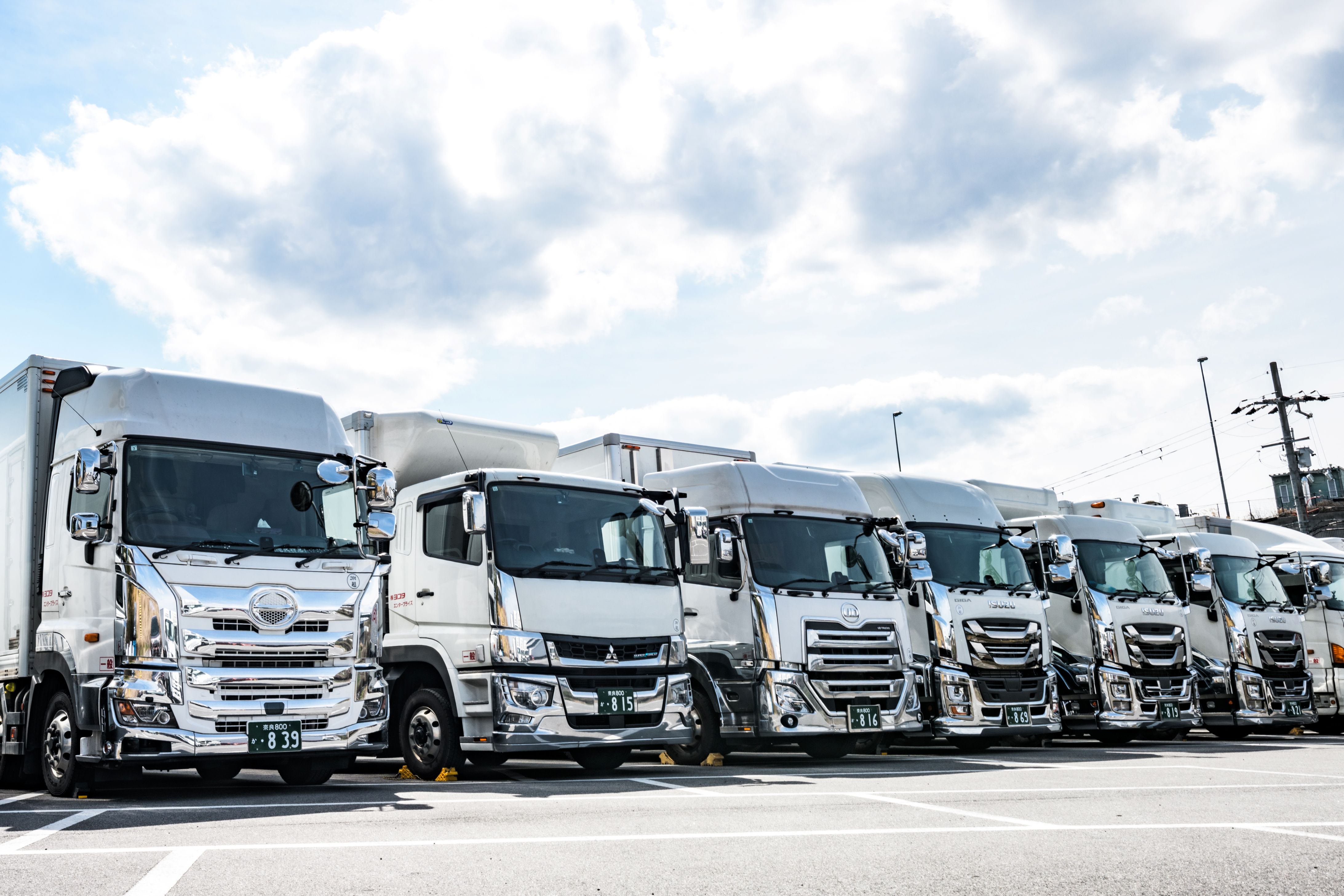 株式会社ヨコタエンタープライズ 本社営業所の正社員 大型トラックドライバー トラックドライバーの求人情報イメージ4