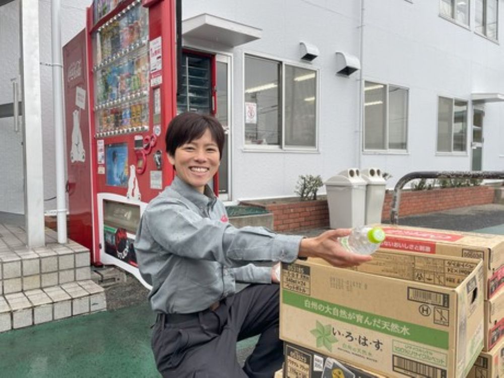 株式会社TEAMS 半田営業所の正社員 中型トラックドライバー トラックドライバーの求人情報イメージ1