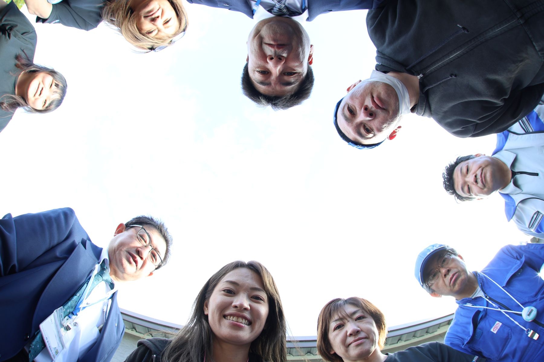 新雪運輸株式会社 日野営業所の正社員 小型トラックドライバー 中型トラックドライバー 大型トラックドライバー トラックドライバーの求人情報イメージ2