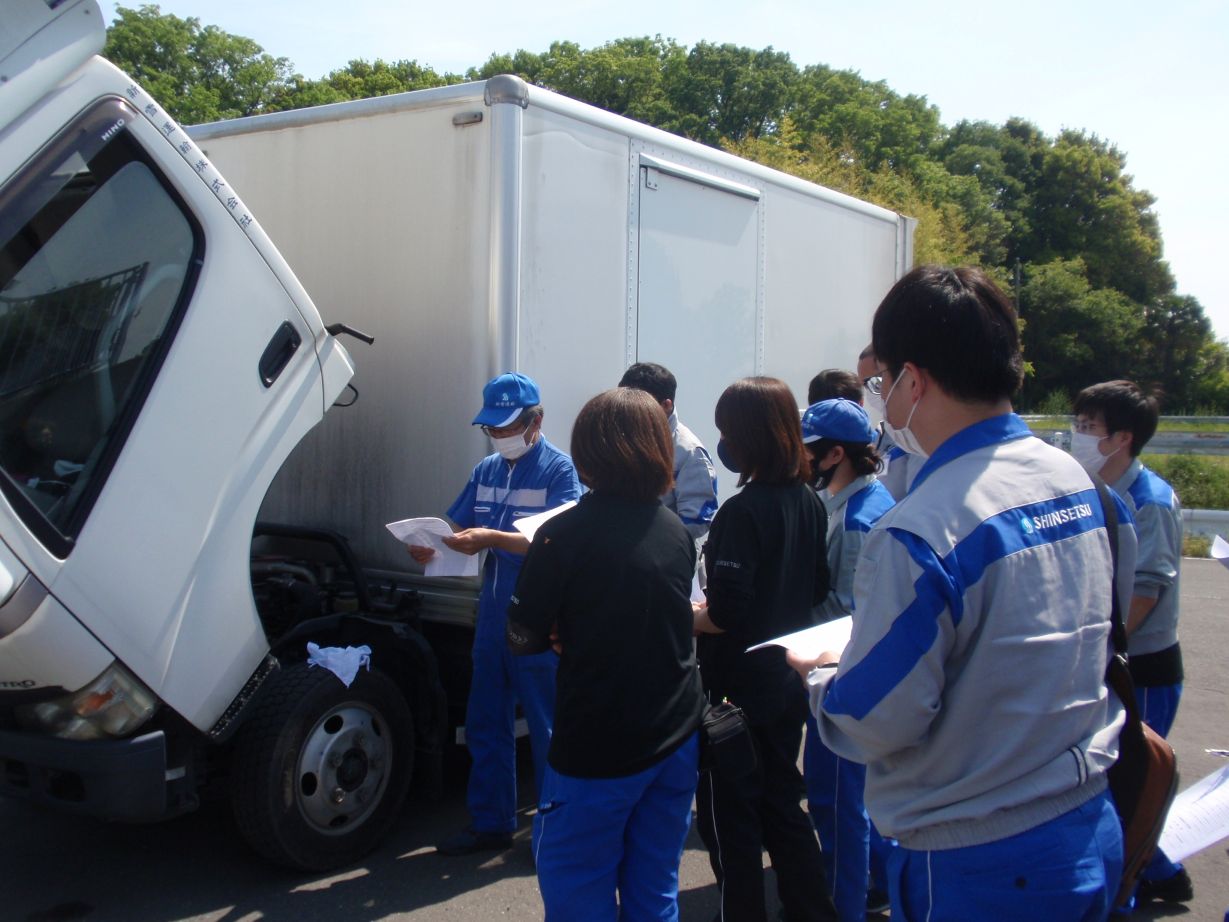 新雪運輸株式会社 川越営業所の正社員 小型トラックドライバー 中型トラックドライバー トラックドライバーの求人情報イメージ6